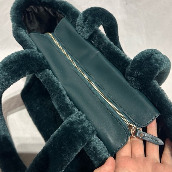 Kate Spade Ella Faux Shearling Large Tote Bag in Peacock Sapphire New With Tags - Picture 10 of 12